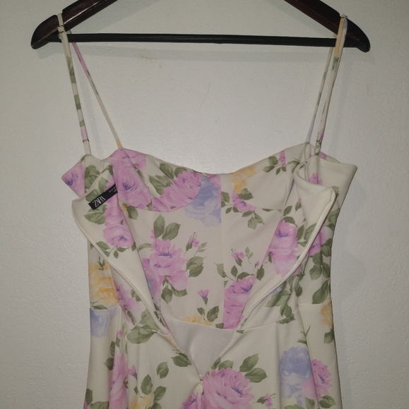 ZARA (BLOGGERS FAV) Floral Mini Corset Dress - Picture 6 of 11